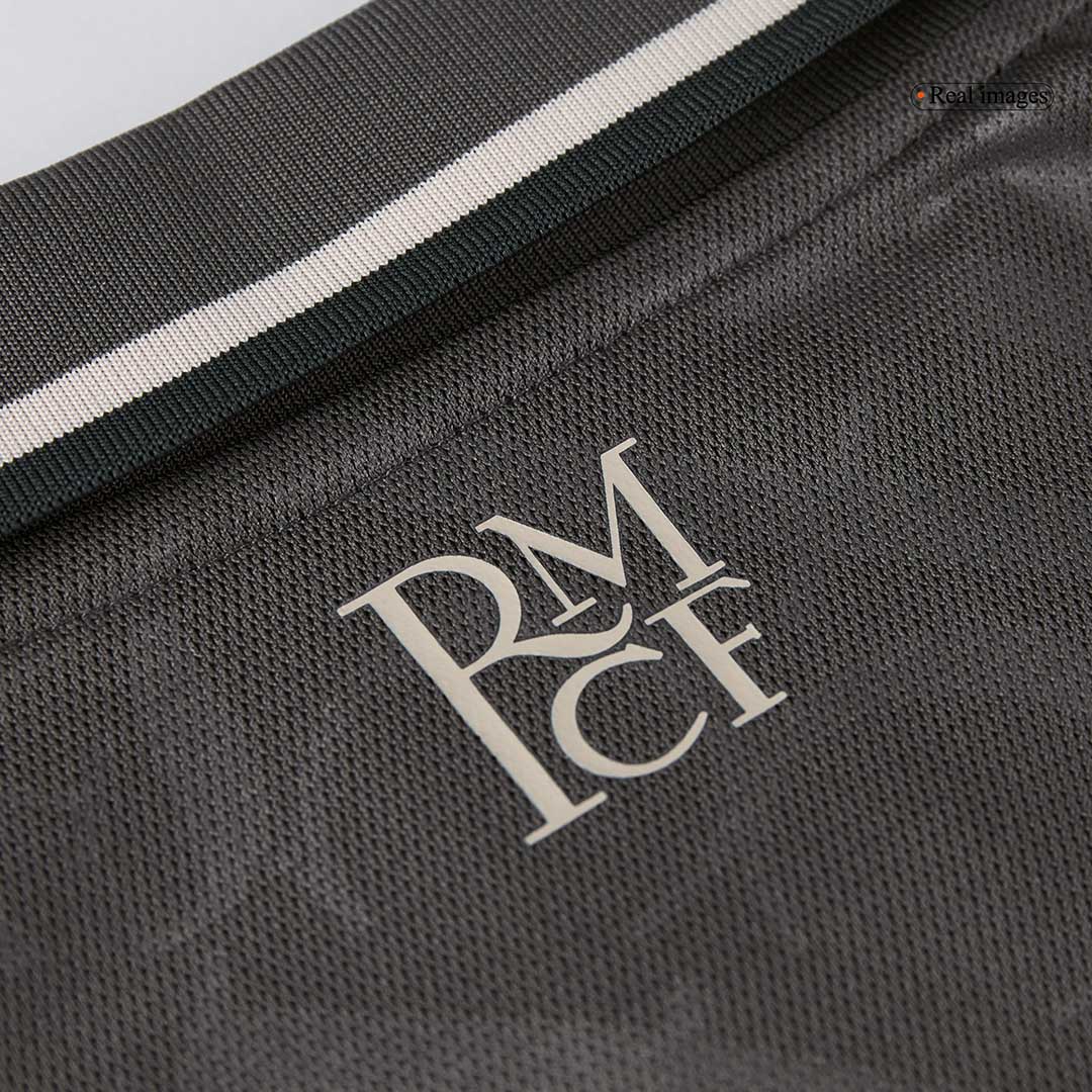 Set Tricouri Fotbal Real Madrid Treilea 2024/25 Pentru Copii.